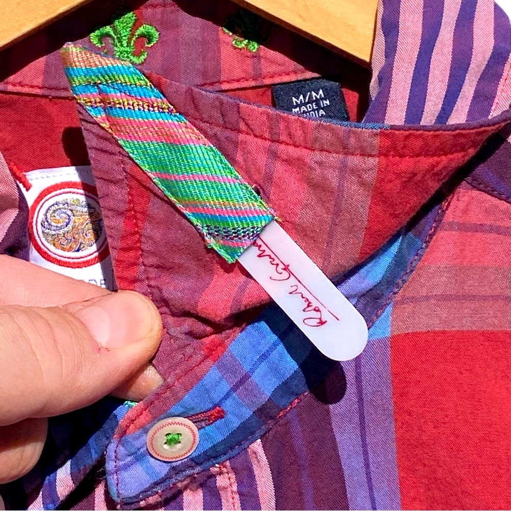 ROBERT GRAHAM Men’s Red Plaid Short Sleeve Button Up Shirt Size Medium - Picture 5 of 7